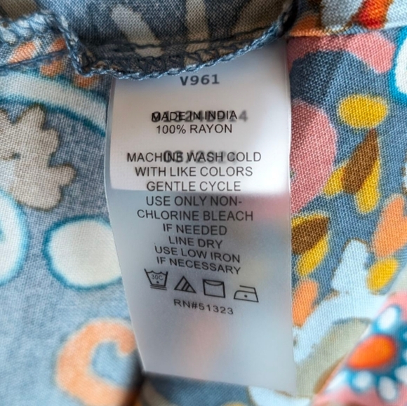 Vince Camuto "Afterglow" Paisley Midi Dress - NWTSize: M - Picture 3 of 12